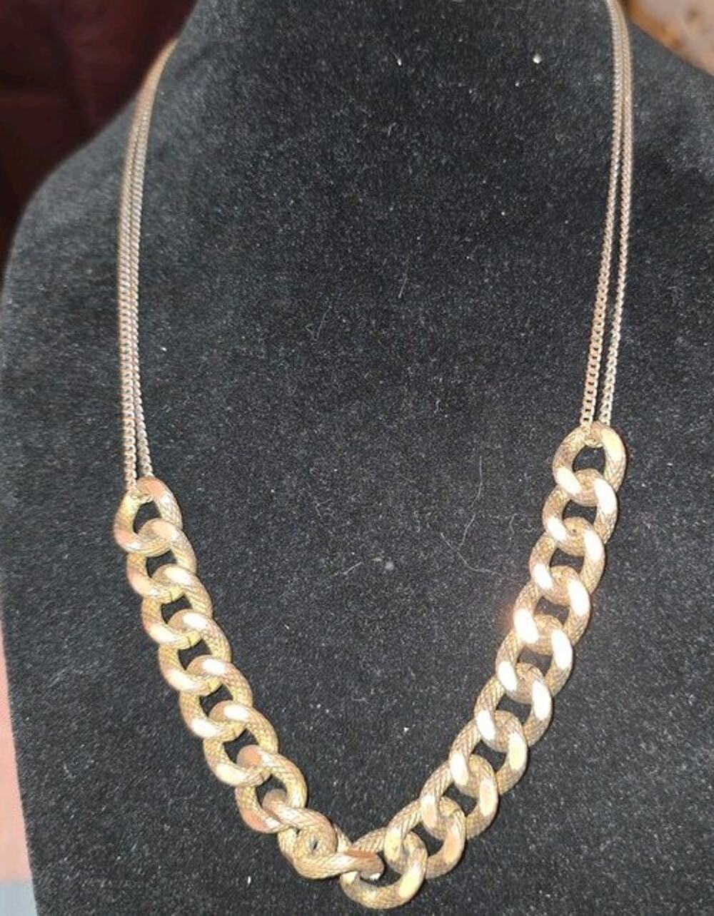 VM Brand Bronze-Tone Chain Necklace 18 Inch C